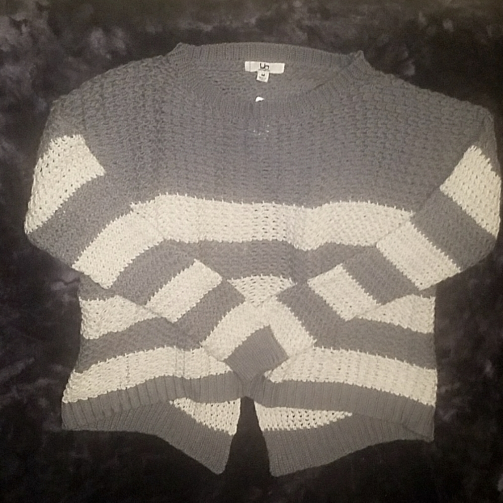 Loose-knit,Open back Gray/Off White Sweater